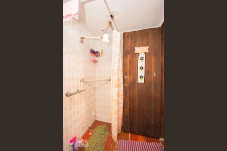 Casa à venda com 160m², 5 quartos e 3 vagas Casa à venda com 160m², 5 quartos e 3 vagasBanheiro