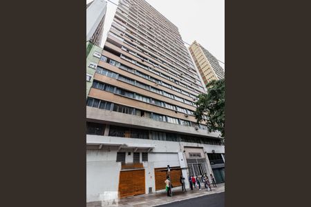 Fachada de kitnet/studio para alugar com 1 quarto, 20m² em Centro Histórico, Porto Alegre