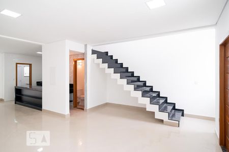 Sala de casa para alugar com 3 quartos, 140m² em Vila Cordeiro, São Paulo