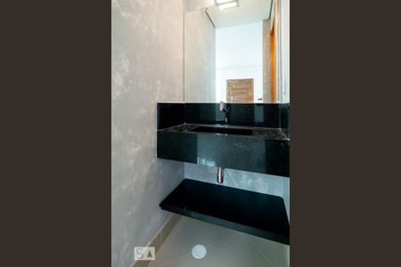 Lavabo de casa para alugar com 3 quartos, 140m² em Vila Cordeiro, São Paulo