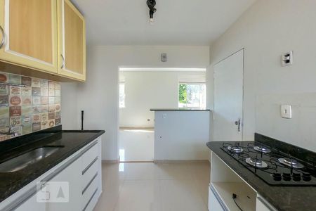 Apartamento à venda com 57m², 2 quartos e 1 vaga Apartamento à venda com 57m², 2 quartos e 1 vagaCozinha