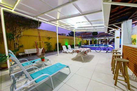 Casa à venda com 300m², 5 quartos e 6 vagasArea Comum