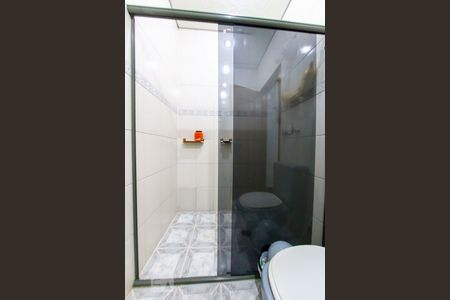 Casa à venda com 300m², 5 quartos e 6 vagasBanheiro da Suite 3