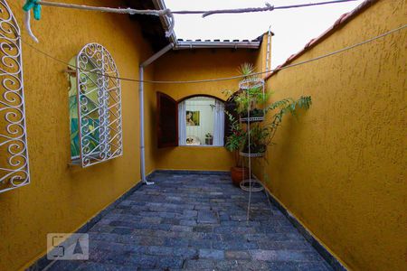 Casa à venda com 300m², 5 quartos e 6 vagasArea externa Suite 3