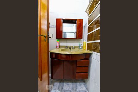 Casa à venda com 300m², 5 quartos e 6 vagasBanheiro da Suite 3