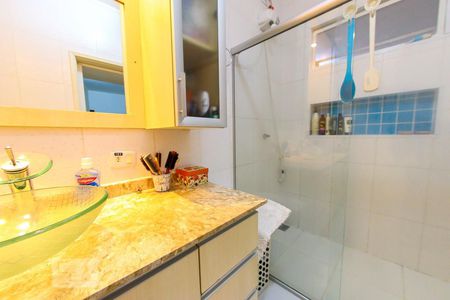 Casa à venda com 300m², 5 quartos e 6 vagasBanheiro da Suite 1