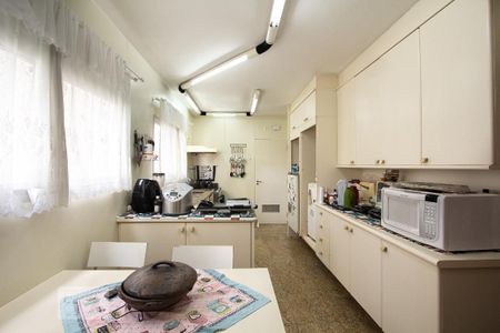 Apartamento à venda com 188m², 4 quartos e 3 vagasCozinha