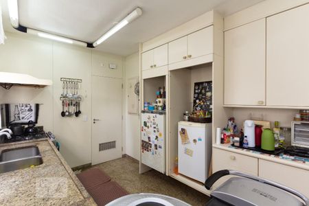 Apartamento à venda com 188m², 4 quartos e 3 vagasCozinha