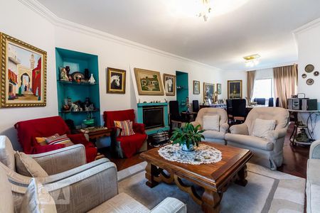 Apartamento à venda com 188m², 4 quartos e 3 vagasSala