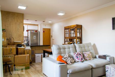 Sala de apartamento para alugar com 3 quartos, 83m² em Jardim Bela Vista, Santo André