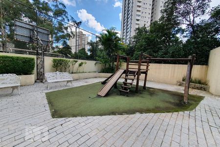 Apartamento à venda com 140m², 3 quartos e 3 vagasÁrea Comum - Playground