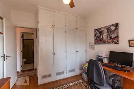 Apartamento à venda com 140m², 3 quartos e 3 vagasQuarto 2