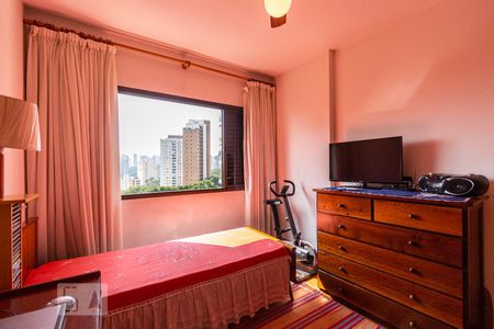 Apartamento à venda com 140m², 3 quartos e 3 vagasQuarto 3