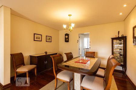 Apartamento à venda com 140m², 3 quartos e 3 vagasSala