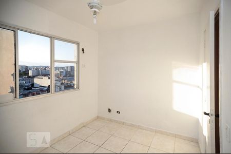 Apartamento à venda com 82m², 2 quartos e 1 vagaQuarto 2