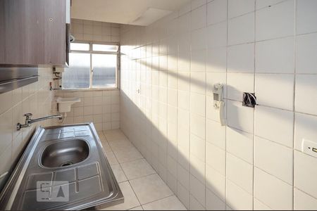 Apartamento à venda com 82m², 2 quartos e 1 vagaCozinha