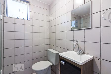 Banheiro de apartamento para alugar com 3 quartos, 76m² em Jardim Íris, São Paulo