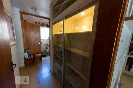 Apartamento para alugar com 243m², 2 quartos e 3 vagas