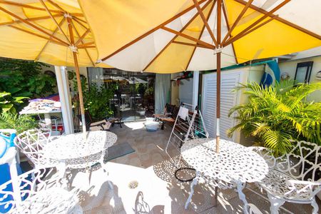 Apartamento à venda com 2 quartos, 243m² em Menino Deus, Porto Alegre