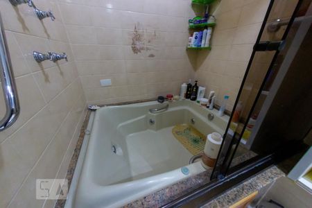 Apartamento para alugar com 243m², 2 quartos e 3 vagas