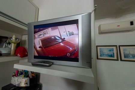 Monitoramento da Garagem de apartamento à venda com 2 quartos, 243m² em Menino Deus, Porto Alegre