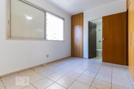Quarto da suíte de apartamento para alugar com 1 quarto, 51m² em Centro, Campinas