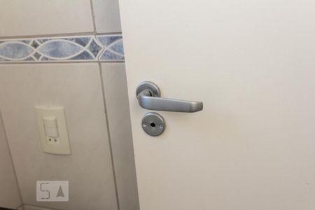 Apartamento à venda com 200m², 3 quartos e 2 vagas Apartamento à venda com 200m², 3 quartos e 2 vagasLavabo