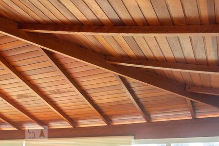 Apartamento à venda com 200m², 3 quartos e 2 vagas Apartamento à venda com 200m², 3 quartos e 2 vagasChurrasqueira