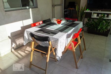 Apartamento à venda com 200m², 3 quartos e 2 vagas Apartamento à venda com 200m², 3 quartos e 2 vagasChurrasqueira