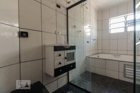 Banheiro  de apartamento para alugar com 1 quarto, 40m² em Mooca, São Paulo