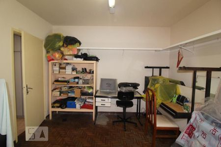 Casa à venda com 500m², 3 quartos e 7 vagasEdicula quarto serviço