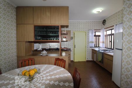 Casa à venda com 500m², 3 quartos e 7 vagasCozinha