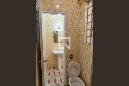 Casa à venda com 150m², 2 quartos e 1 vagaLavabo