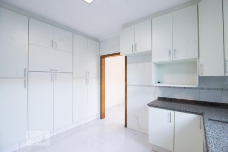 Casa à venda com 290m², 3 quartos e 2 vagasCozinha