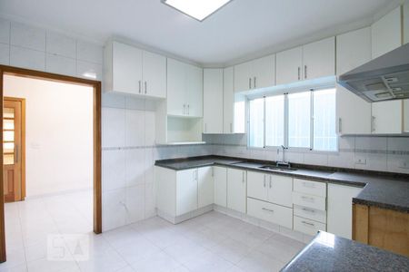 Casa à venda com 290m², 3 quartos e 2 vagasCozinha