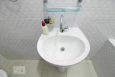 Casa à venda com 290m², 3 quartos e 2 vagasDetalhe banheiro