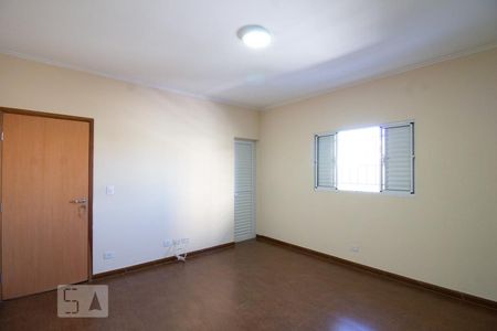 Casa à venda com 290m², 3 quartos e 2 vagasSuíte 3