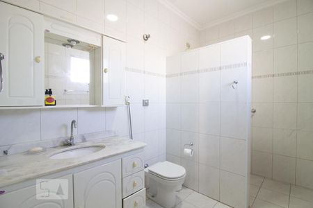 Casa à venda com 290m², 3 quartos e 2 vagasBanheiro da Suíte 3