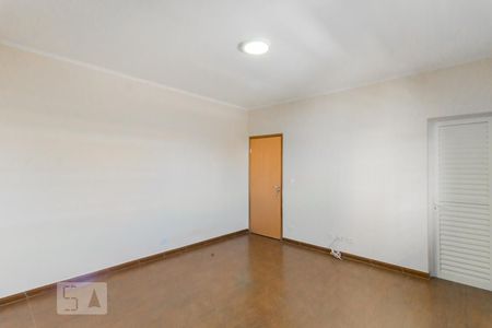 Casa à venda com 290m², 3 quartos e 2 vagasSuíte 3