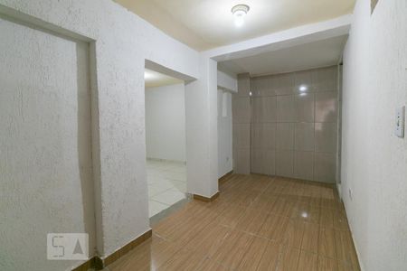 Sala de casa para alugar com 2 quartos, 56m² em Penha de França, São Paulo