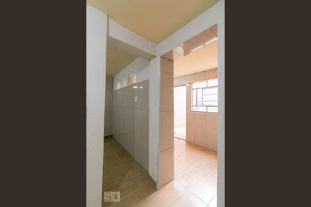 Corredor de casa para alugar com 2 quartos, 56m² em Penha de França, São Paulo