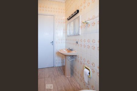 Casa à venda com 146m², 2 quartos e 2 vagasBanheiro Social