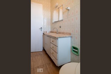 Casa à venda com 146m², 2 quartos e 2 vagasBanheiro Quarto 3 - Suíte