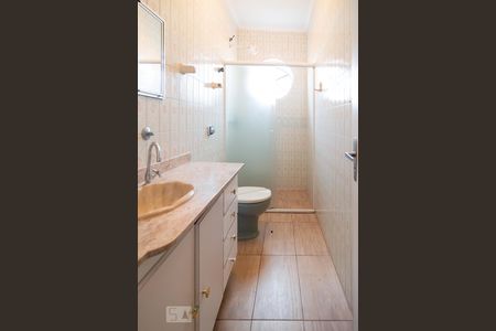 Casa à venda com 146m², 2 quartos e 2 vagasBanheiro Quarto 3 - Suíte