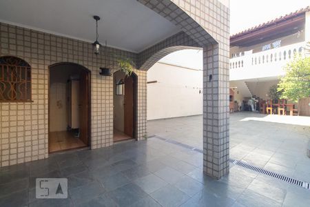 Casa à venda com 350m², 3 quartos e 4 vagasQuintal
