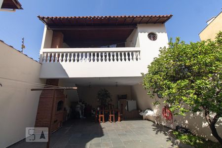 Casa à venda com 350m², 3 quartos e 4 vagasQuintal