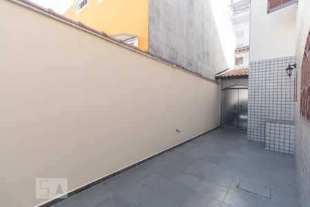 Casa à venda com 350m², 3 quartos e 4 vagasQuintal