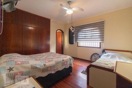 Casa à venda com 350m², 3 quartos e 4 vagasQuarto 2