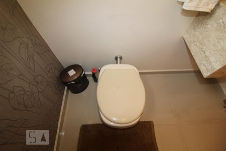 Banheiro 1 lavabo de casa à venda com 4 quartos, 240m² em Cerâmica, São Caetano do Sul