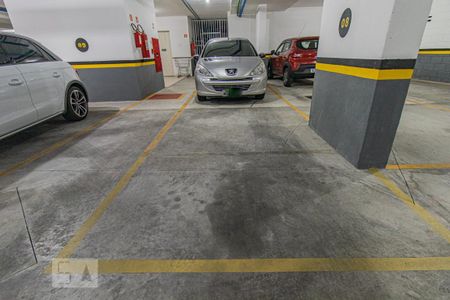 Garagem de apartamento para alugar com 3 quartos, 90m² em Água Verde, Curitiba